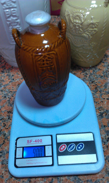 小甕東湧大麴mix版空重424含酒重900，實裝476g