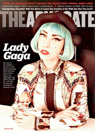 Lady Gaga éprouve un "amour pur pour ses fans homosexuels" OEHBW