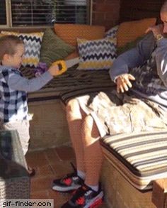 Dad Pranks Son With Fake Hand | Gif Finder ??? Find and Share funny animated gifs