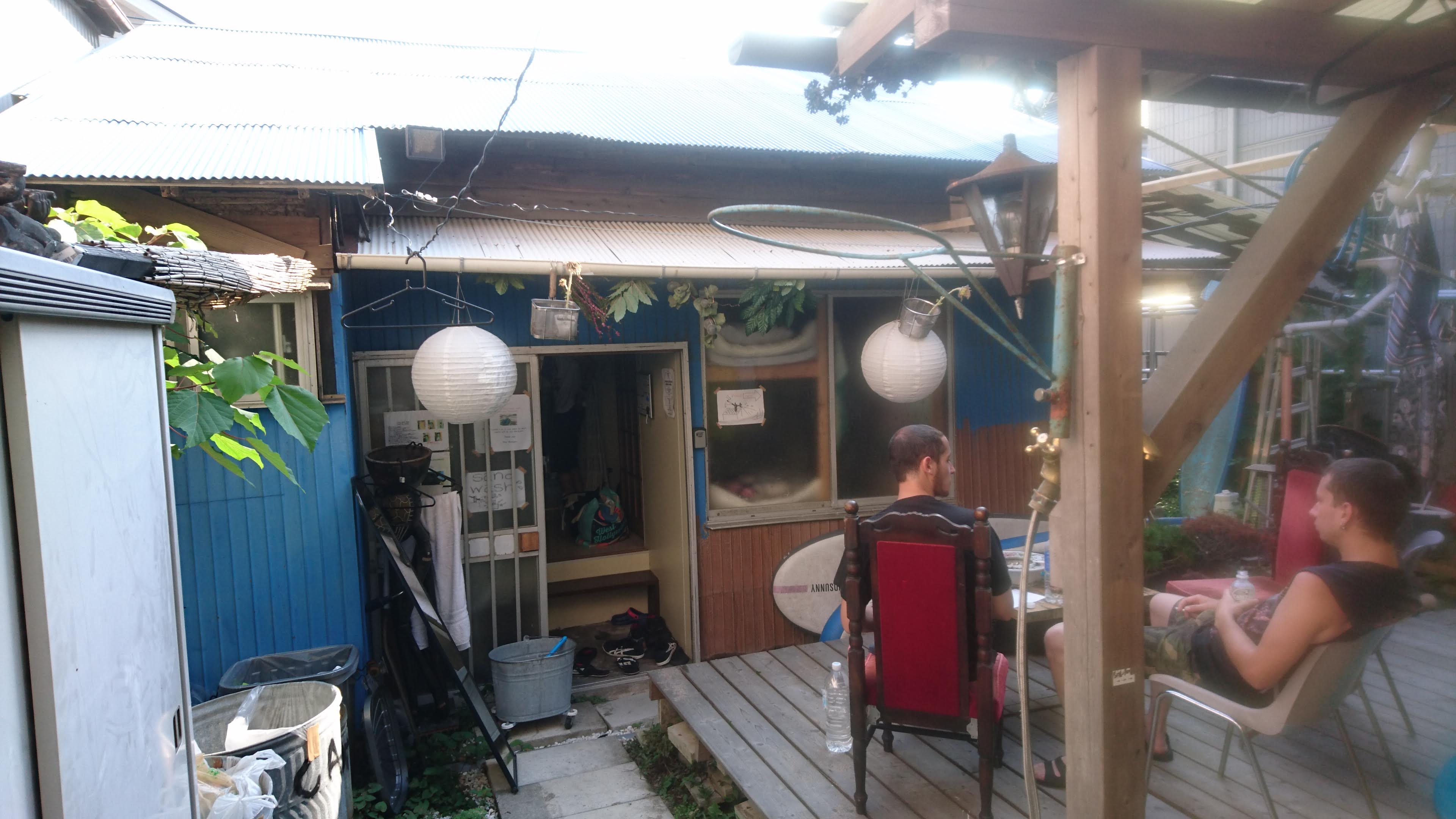 �܂�ŊC�O�������Ă���C�� (�R���X�^���̉f�惍�P ����5)�B