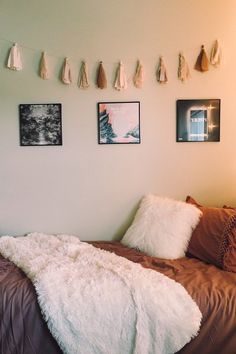 This fantastic minimalist setup. | 14 Amazingly Decorated Dorm Rooms That Just???