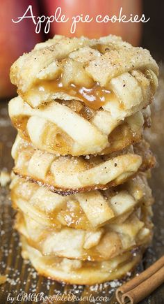 Apple Pie Cookies - sticky and chewy, bite sized caramel apple pies.