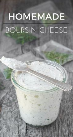 This Homemade Boursin Cheese recipe will blow you away --- it&#39;s easy to do, delicious, and will impress the heck out of your friends!