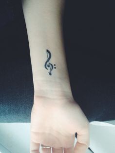 I&#39;d almost say this one is better than the regular clefs heart... this one would be cute to get.