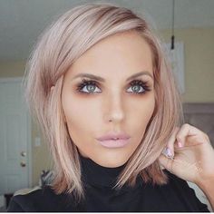 Pin for Later: Rose Gold Blonde Is Going to Be the Trendiest Hair Colour For Autumn 2016