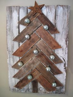 Pallet word Christmas tree - think of the decor possibilities!