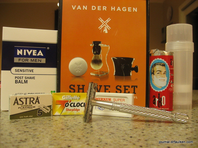 Double Edge Safety Razor Starter Set Giveaway Contest