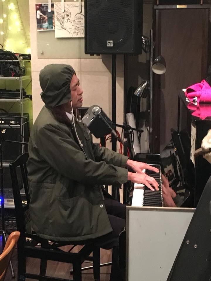 �u��Ј��C�g�E�v�A�W�W�A�i�x���ɐ��Ɍ���B