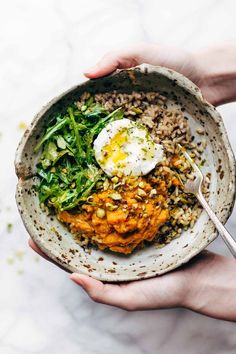 Healing Bowls: turmeric sweet potatoes, brown rice, red quinoa, arugula, poached egg, lemon dressing//