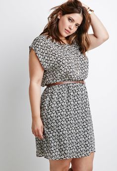 Plus Size Belted Daisy Print Dress