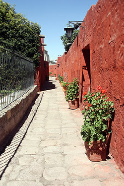 AREQUIPA: LA CIUDAD BLANCA - PERÚ CON ADITIVOS: IGUAZÚ E ISLA DE PASCUA (7)