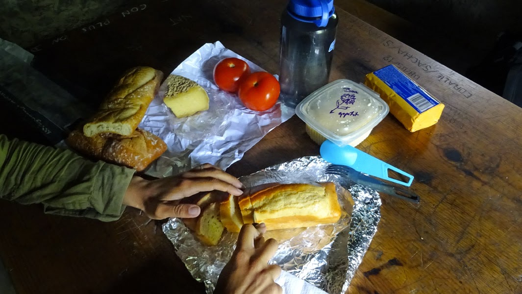 Gouter dans une cabane du GR10