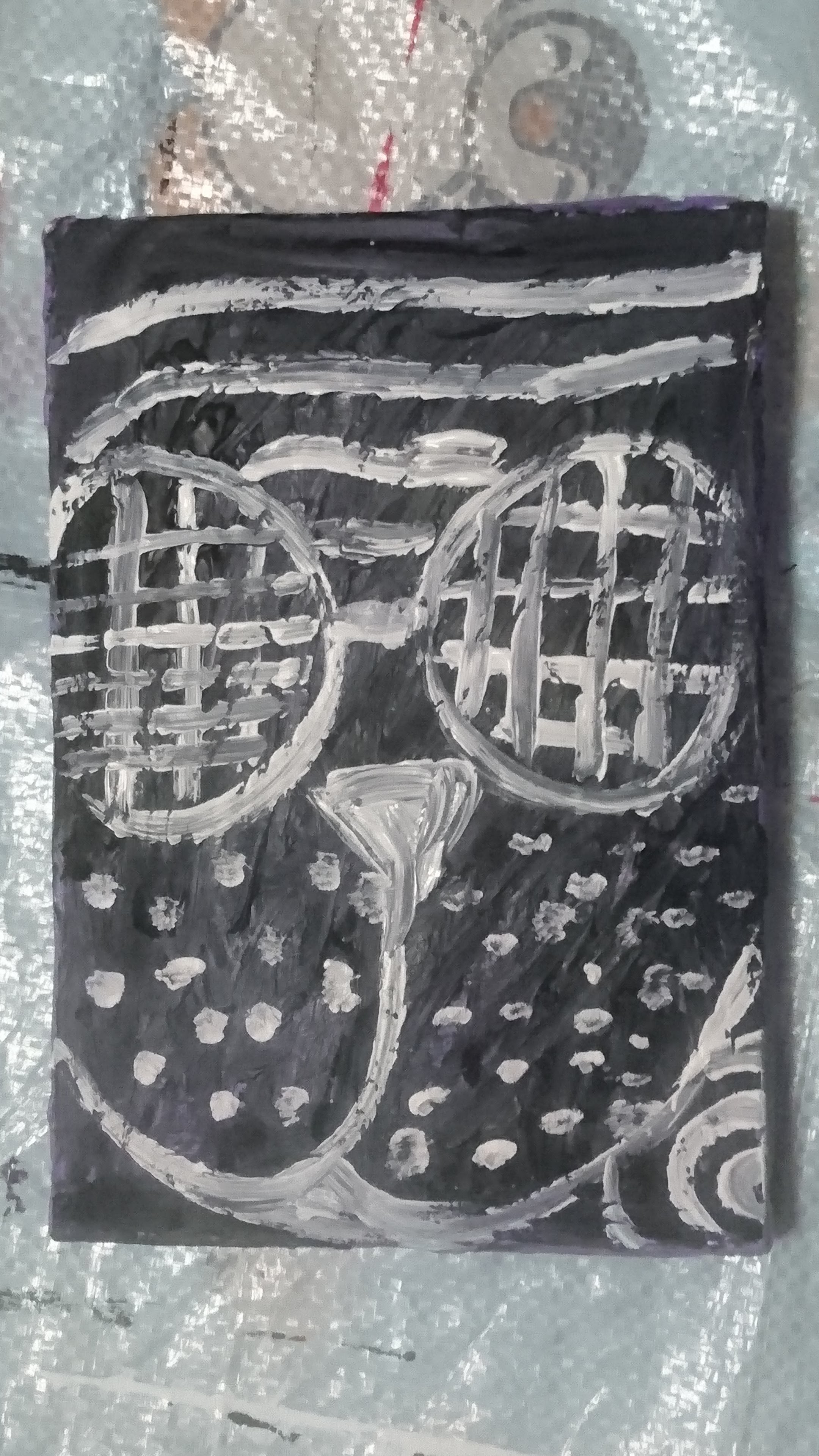 [̌] (Dog with Compound Eyes) / 5 masks / [ p] 5 - ɓmq̔p