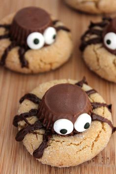 CUTE &amp; CREEPY! Halloween Peanut Butter Spider Cookies - Easy to make recipe with chocolate peanut butter cups and edible candy eyes. Perfect Halloween party food!