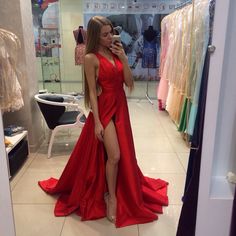2016 New Arrival Long Red Prom Dresses Satin A-Line V-Neck Sleeveless Off The Shoulder Sweep Train Prom Party Dress Formal Gowns
