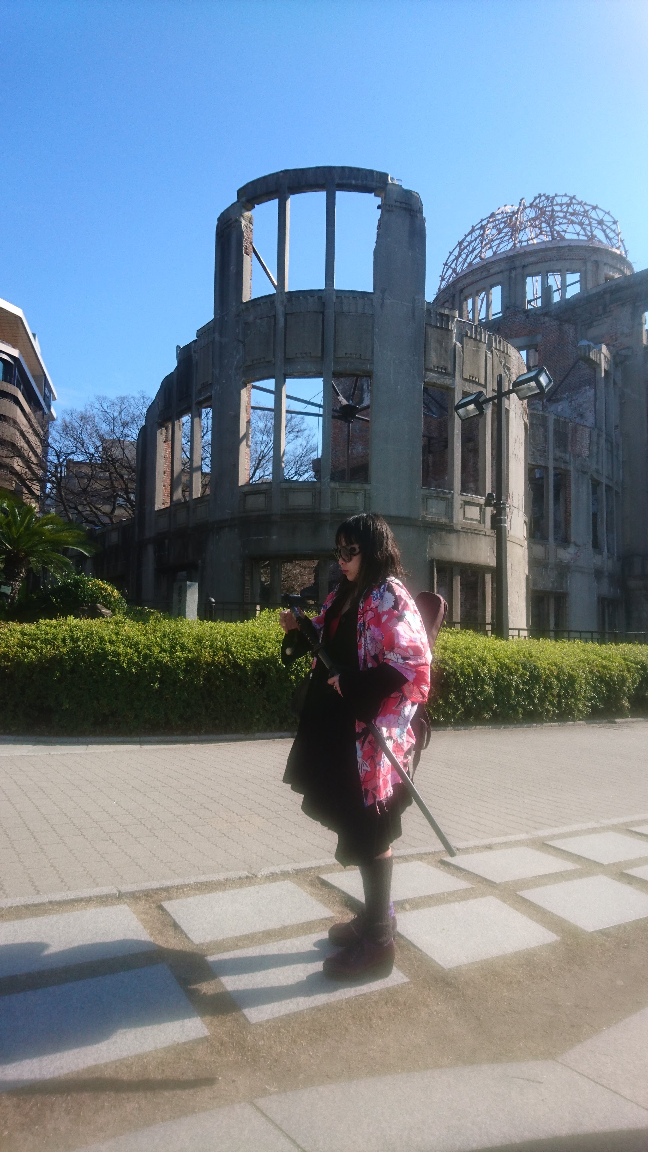 �u�����h�[���v�� �u�ѓ��n�v�A�[�e�B�X�g�E�h�h�R�����B