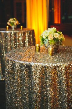 Love these glittery tablecloths for a glamorous wedding or sparkly New Year's Eve party.