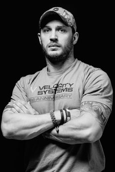 Tom Hardy He's wearing my friends company shirt!!!!!!!!!!! <a class="pintag searchlink" data-query="%23VelocitySystems" data-type="hashtag" href="/search/?q=%23VelocitySystems&rs=hashtag" rel="nofollow" title="#VelocitySystems search Pinterest">#VelocitySystems</a> 