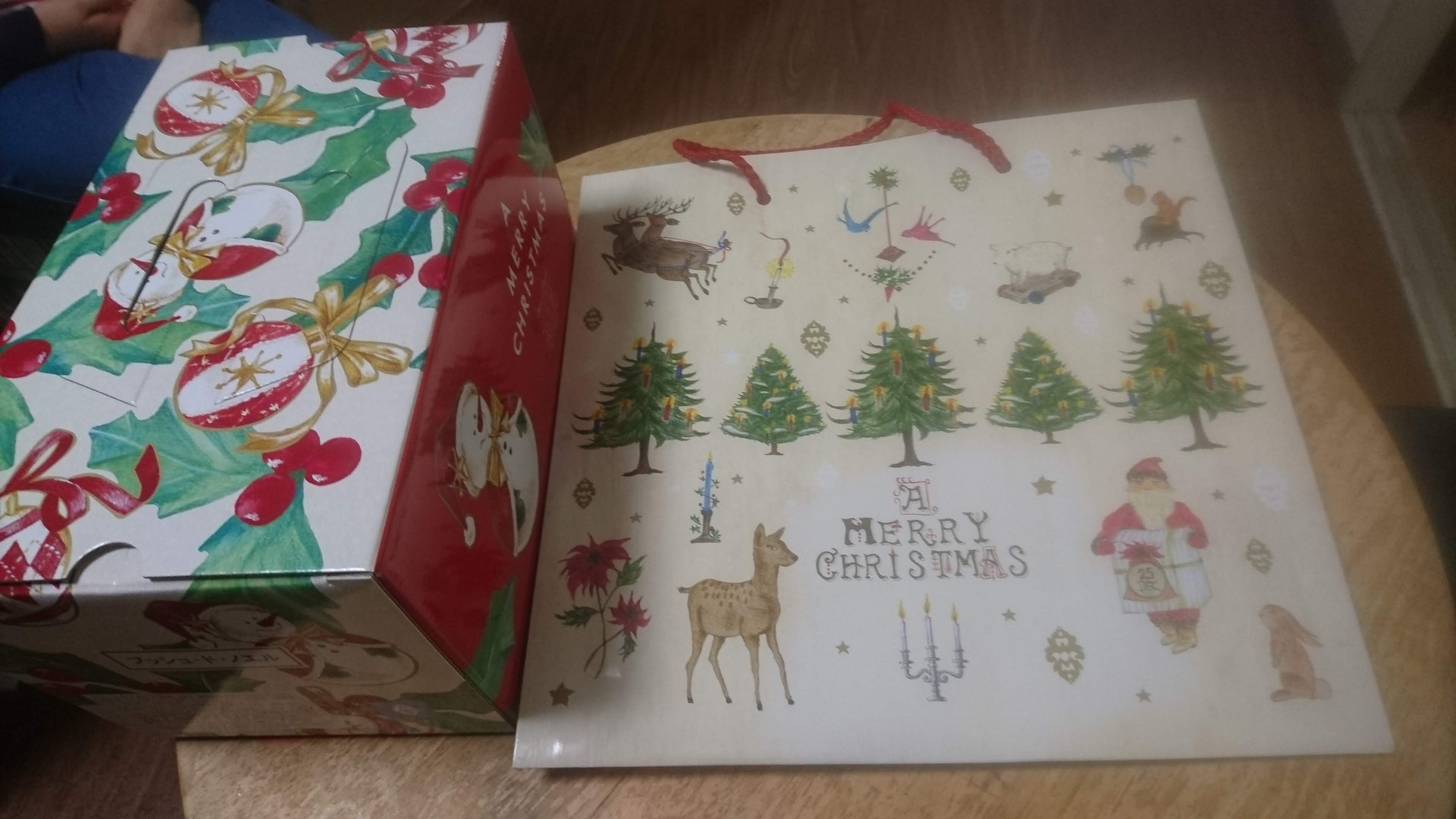 2018/12/25 �u�b�V���E�h�E�m�G�� �u��̂Ԃǂ��v�B�N���X�}�X�P�[�L�����ɍ����̌i�C�̕��������������肵�āB