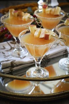 Thanksgiving Vanilla Bean Caramel Apple Cider Sparkling Cocktail