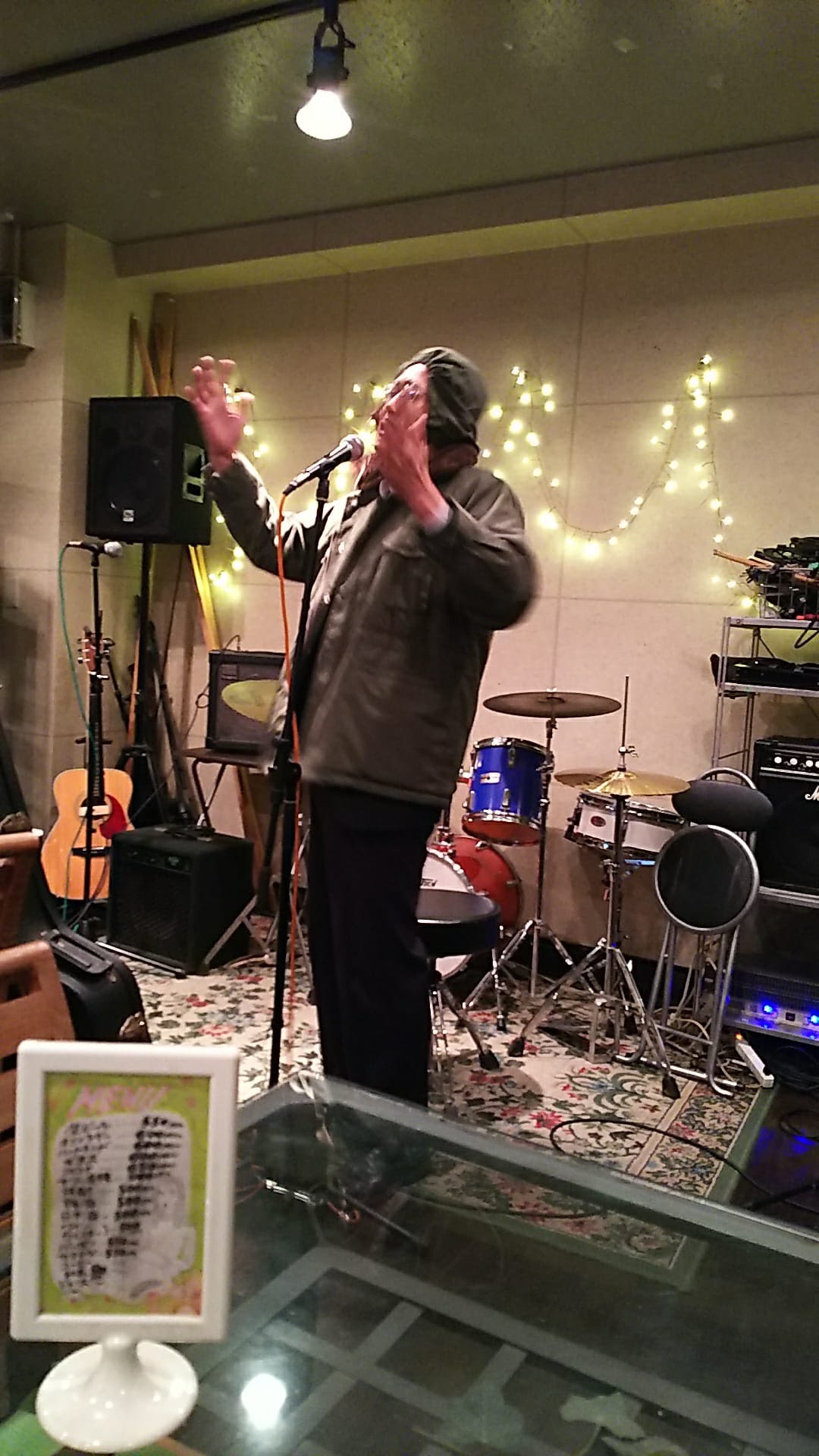 �u��Ј��C�g�E�v�A�W�W�A�i�x���ɐ��Ɍ���B