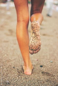 Toes in the sand - https://www.avon.com/?repid=16581277 Toes in the sand COLORESCIENCE http://ezbeautytips.com/1/toes-in-the-sand/