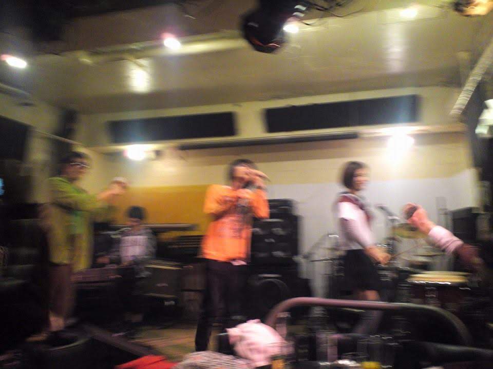 ���̏��A���\�ɂ��B�ɓ��m�q���A���q�����Ă��҂� �\�͂ł˂�������\�b�O�̂��ʐ^�����B