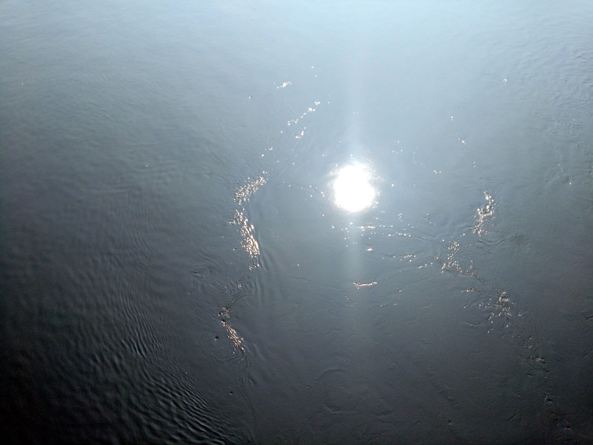Reflet du soleil sur l'eau, Thaïlande