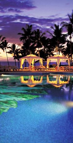 With nine pools, this #Maui resort is sure to impress. #Hawaii
