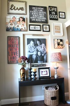 So simple but great for a family wall gallery... now I need something similar with a vintage vibe...