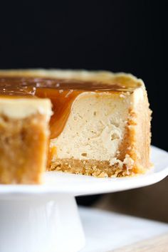 This Instant Pot Salted Caramel Cheesecake was made in the pressure cooker! The crust is buttery, salty Ritz crackers and the cheesecake is the creamiest you will ever eat! Making this in the pressure cooker was SO easy!