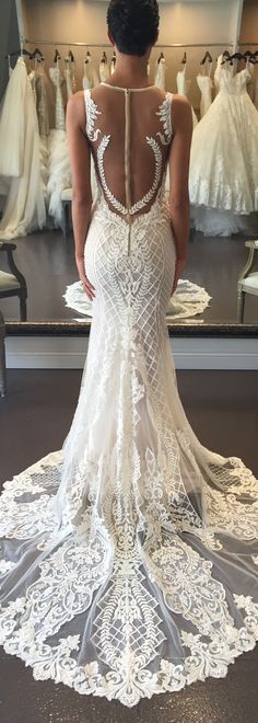 Love, love, love the pattered lacework on this BERTA dress.