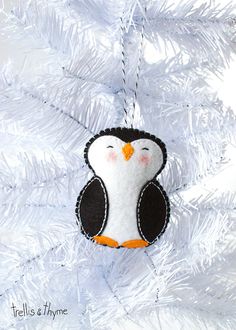 PDF Pattern Little Penguin Winter Felt Ornament by sosaecaetano